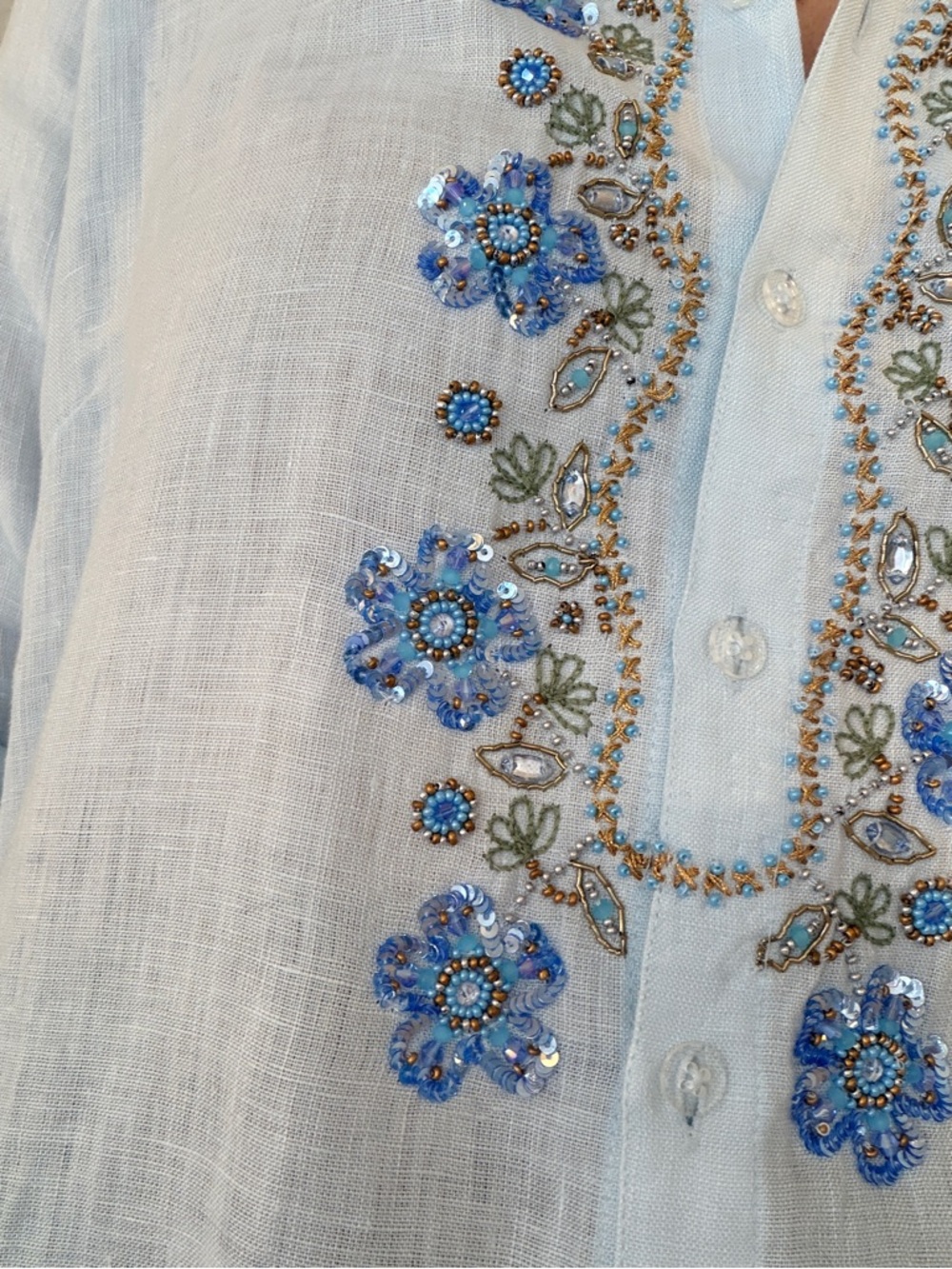 Hand beaded 100% linen button down with blue and turquoise beading, size Large - Picture 5 of 6